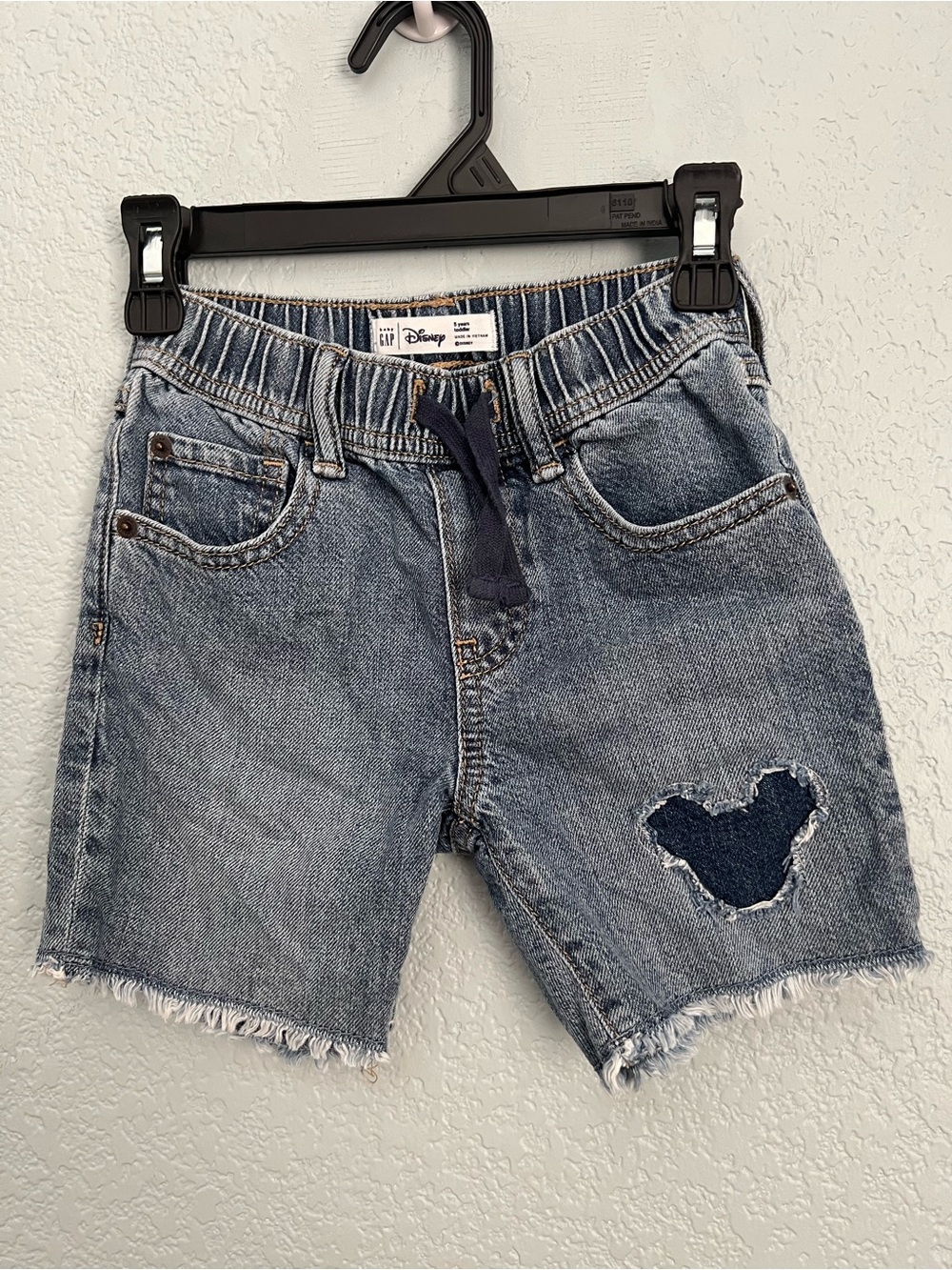 Baby Gap Disney Mickey Mouse Distressed Denim Shorts Boys 5T